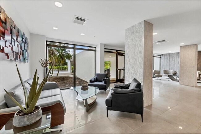 Building Photo - 4822 Ocean Blvd