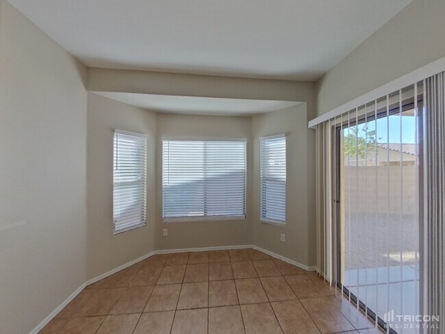Foto del edificio - 9015 W Gibson Ln