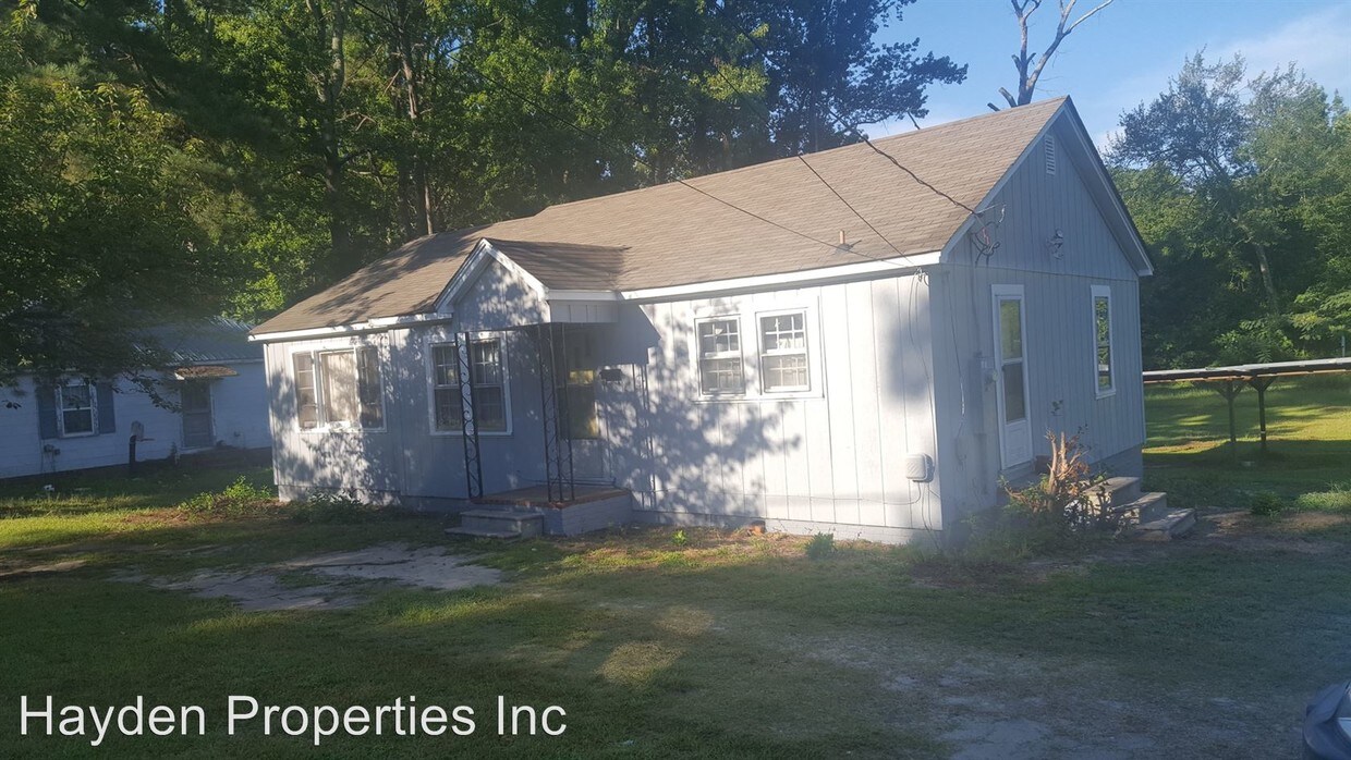 Primary Photo - 366 Airport Rd