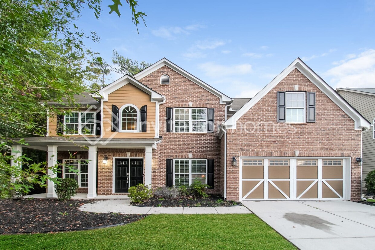 Primary Photo - 625 Excalibur Ct SE