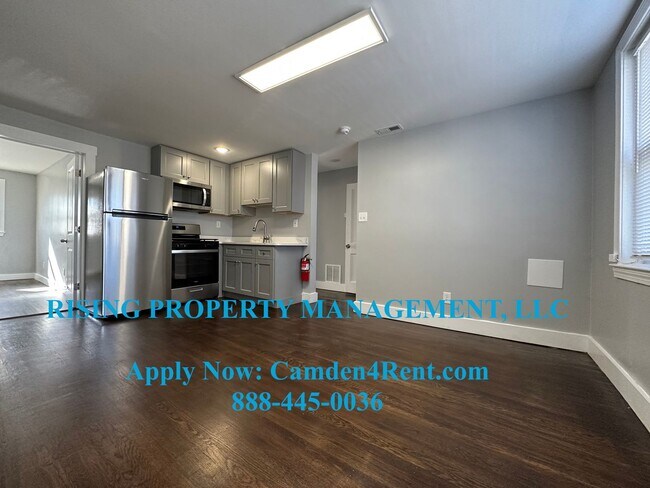 Foto del edificio - 1536 Bradley Ave