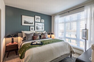 Building Photo - The Dylan