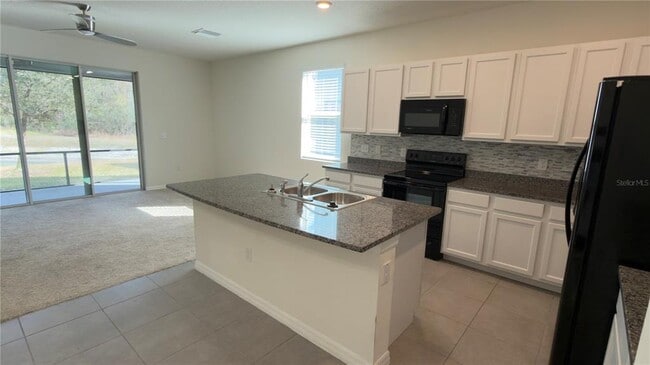 Building Photo - 32946 Kaloko Rd