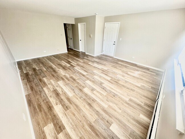 Foto del edificio - 8147 Ogden Ave