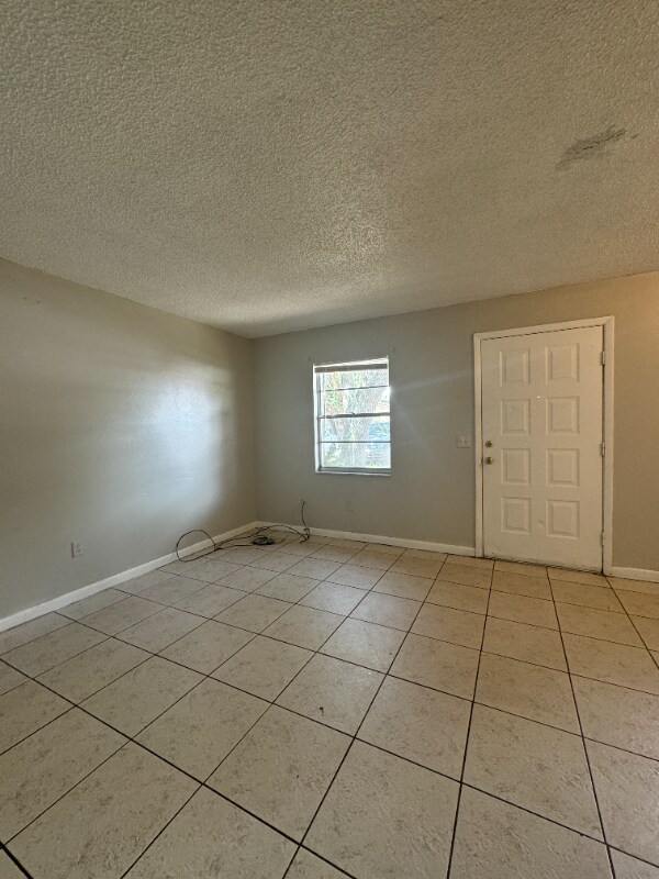 Building Photo - 3018 Allred Dr