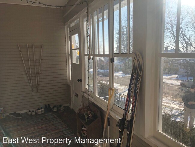 Building Photo - 4 br, 2 bath House - 724 N 18th Ave E