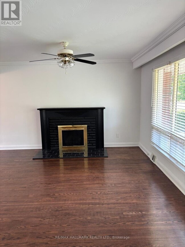 Building Photo - 34 Meadowacres Dr