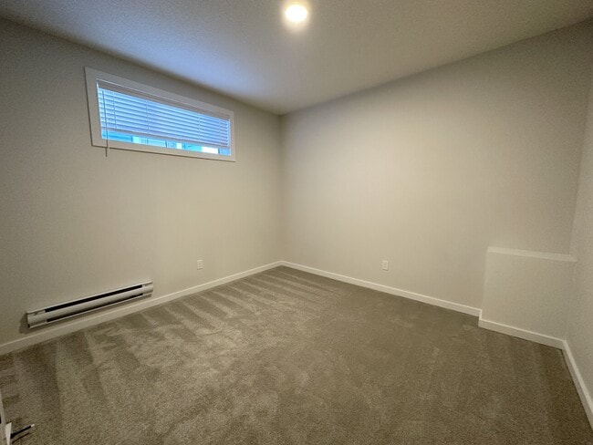 Building Photo - 20732-20724 24 Ave NW