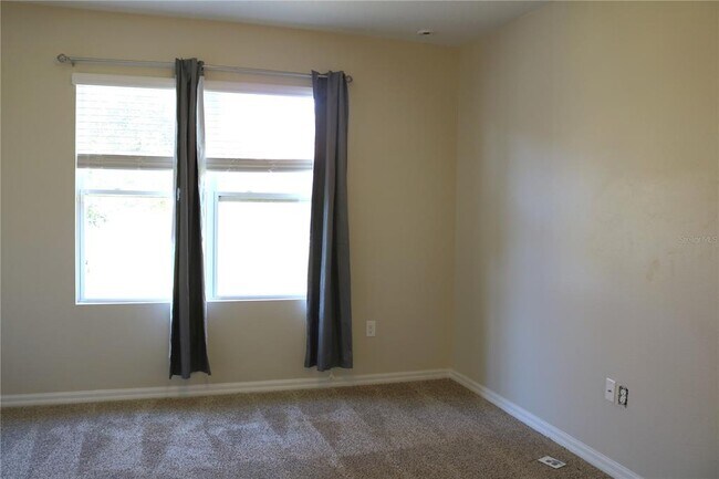Building Photo - 3045 Sangria St