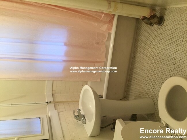 Foto del edificio - 17-19 Washington St. Unit 103