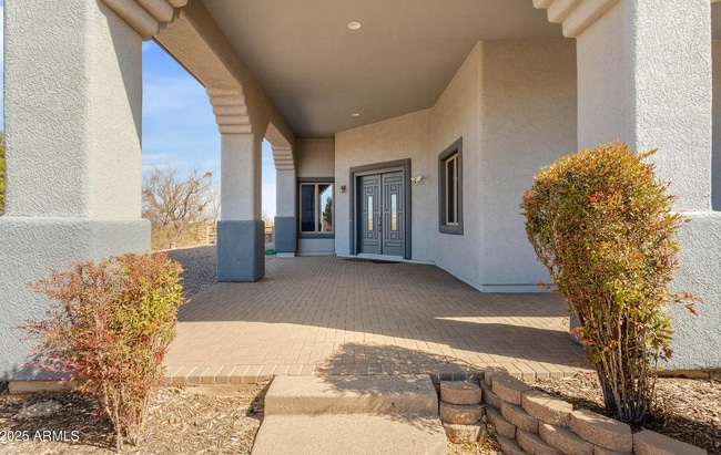 Building Photo - 4290 S Silva Dr