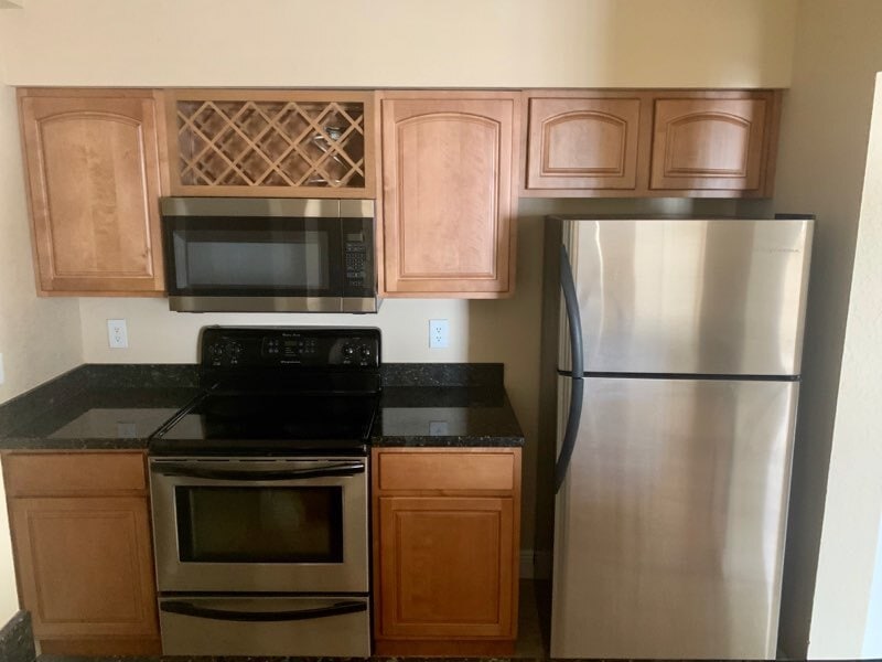 Photo - 2881 N Oakland Forest Dr (Oakland Park, FL)