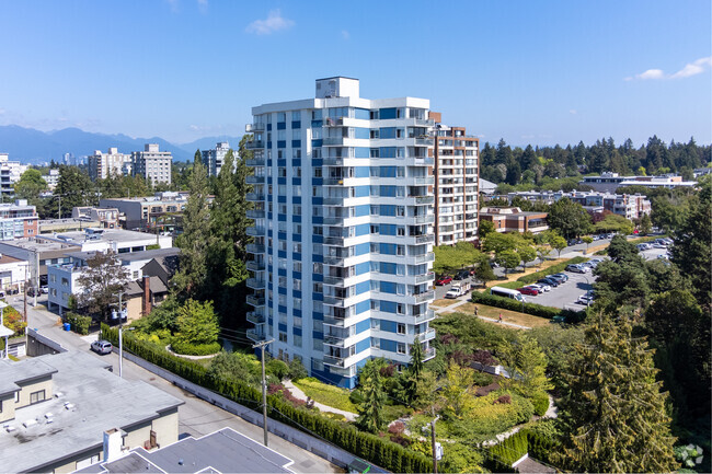 Building Photo - Park Towers