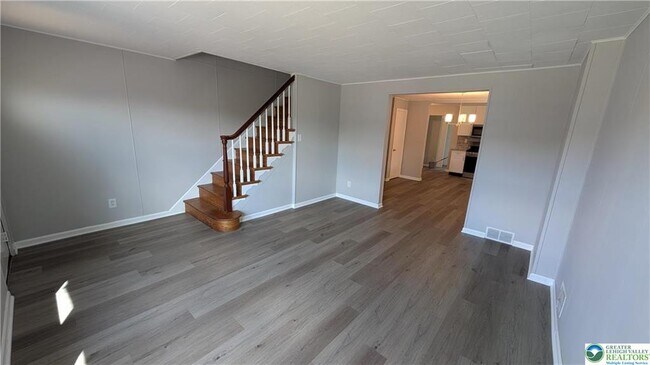 Foto del edificio - 1802 Livingston St