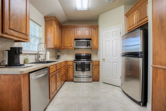 Foto del edificio - 824 Cherry Hills Dr