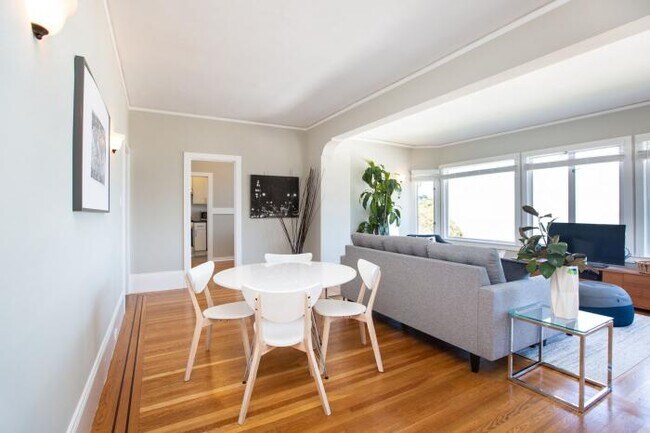 Building Photo - 1 bedroom in San Francisco CA 94133