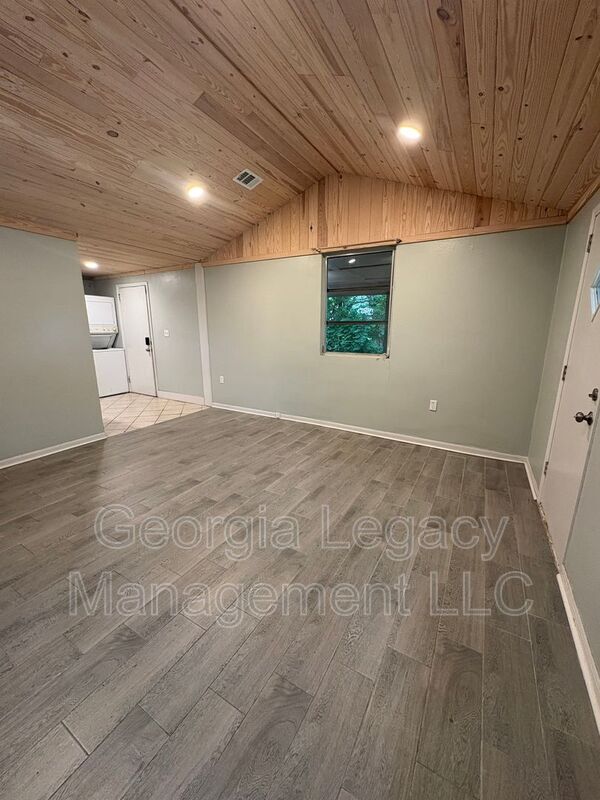 Foto del edificio - 2538 Cleveland Rd