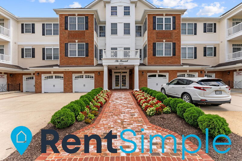 Photo - 15221 Royal Crest Dr.