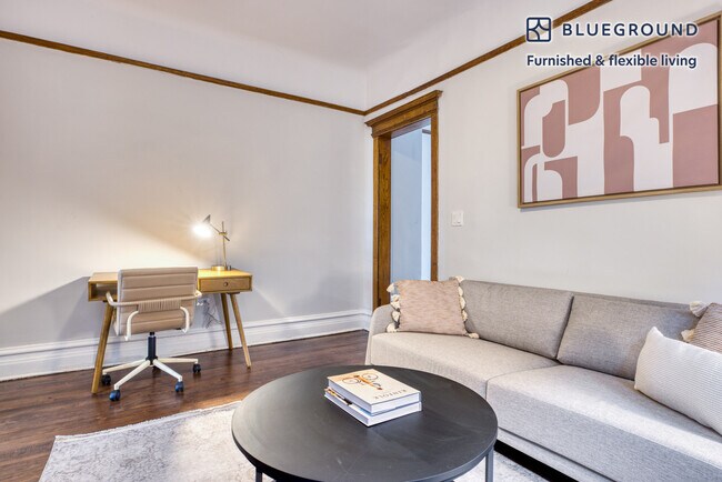 Foto del edificio - 1010 W Dakin St