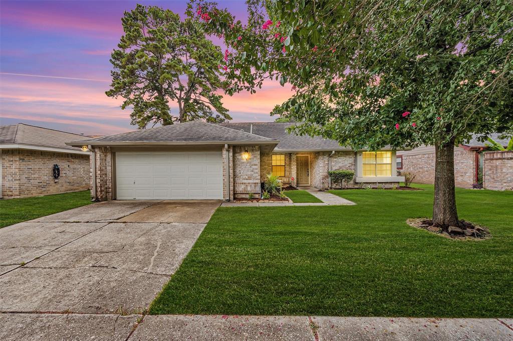 Primary Photo - 9019 Driftstone Dr