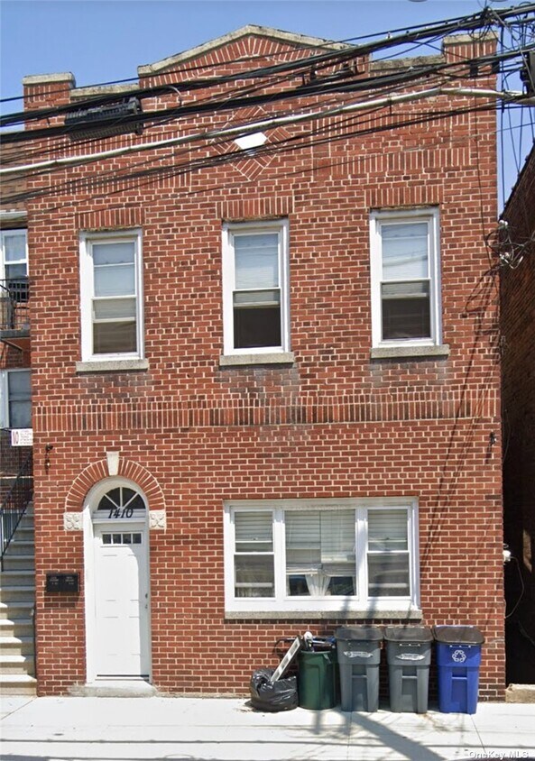 Primary Photo - 1410 Crosby Ave