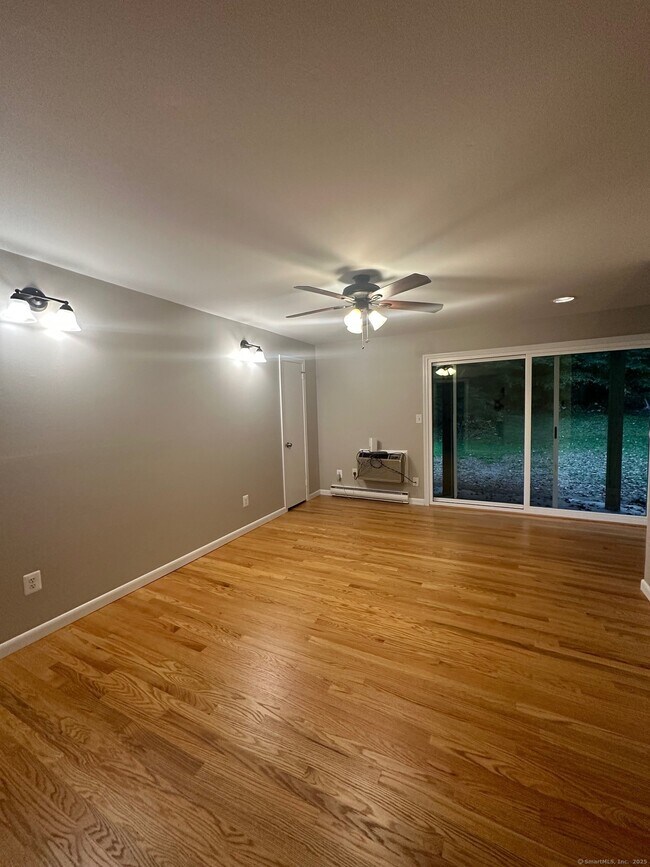 Foto del edificio - 1622 Farmington Ave