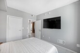 Foto principal - 1900 N Bayshore Dr
