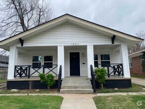 Building Photo - 1620 N Marion Ave