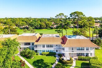Building Photo - 4595 Kittiwake Ct