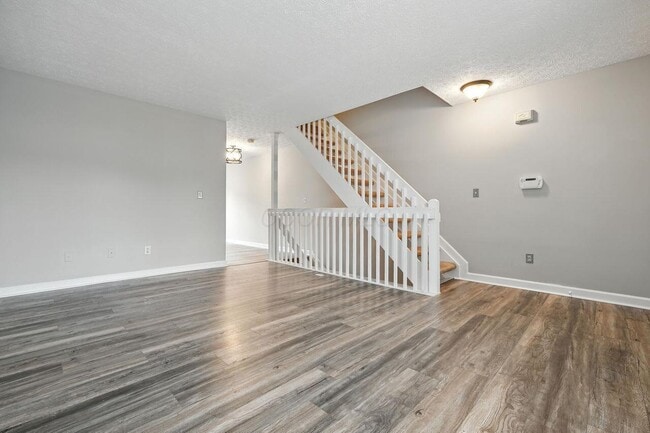 Building Photo - 932 Philadelphia Dr