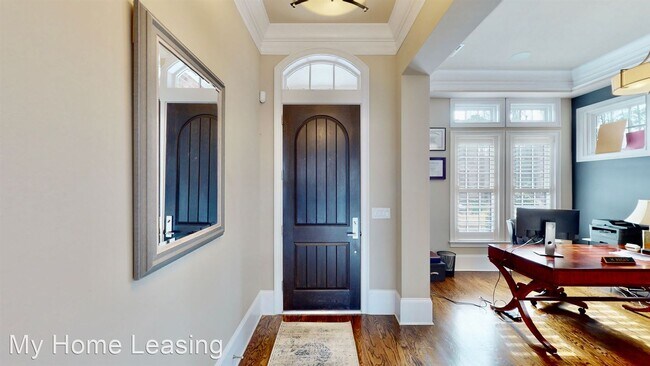 Building Photo - 4 br, 4.5 bath House - 4307 Calvet Court