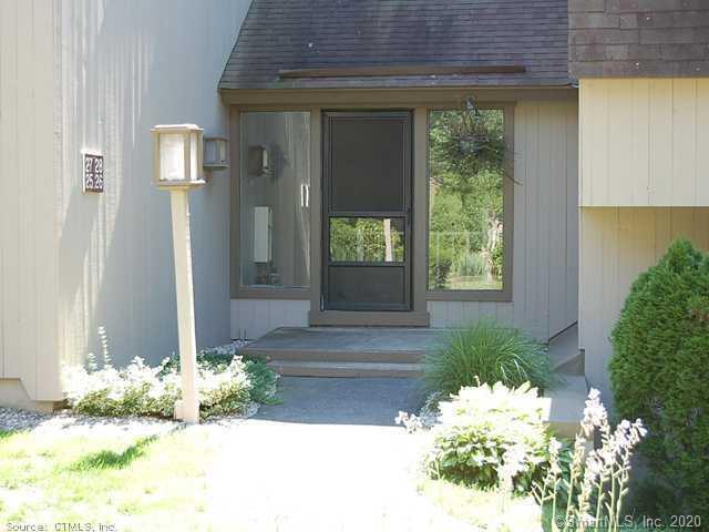 Building Photo - 27 Mallard Dr