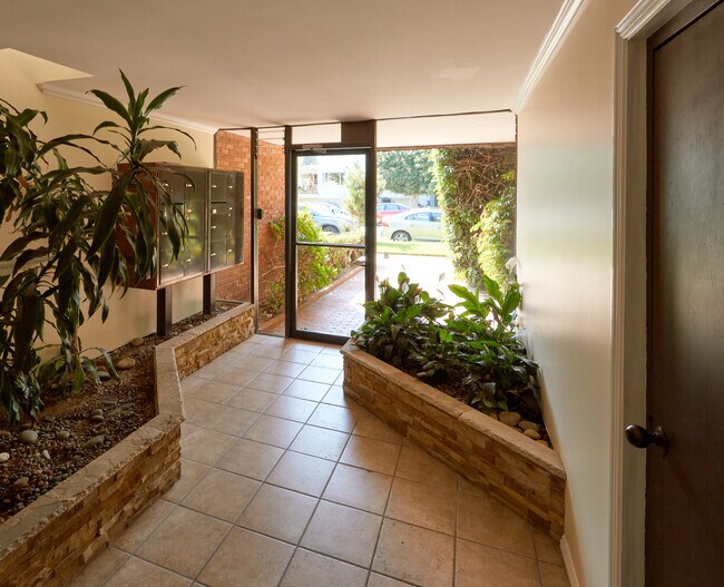 Foto del edificio - 817 10th St