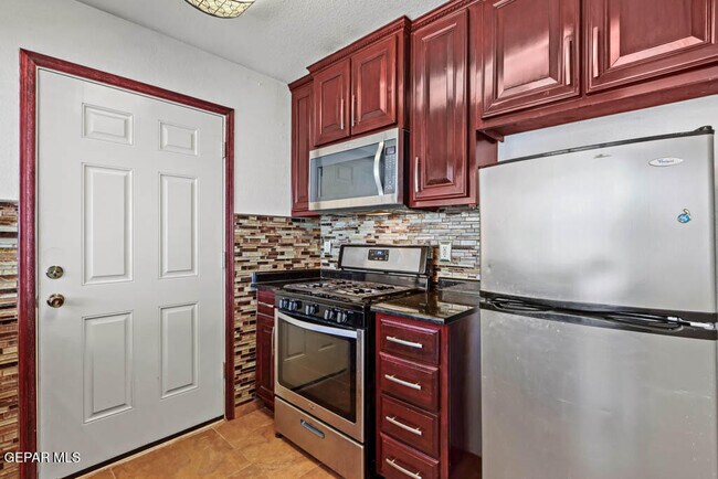 Foto del edificio - 6236 Antelope Ct