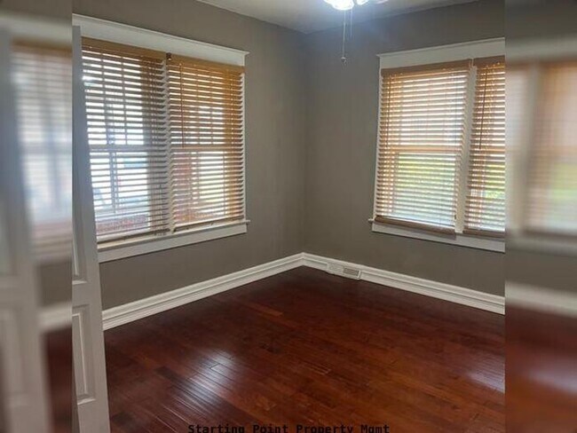 Building Photo - 8831 Windom Avenue