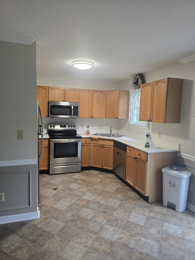 Foto del edificio - 26 Zanella Dr