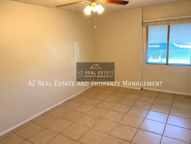 Building Photo - 6538 W Keim Dr