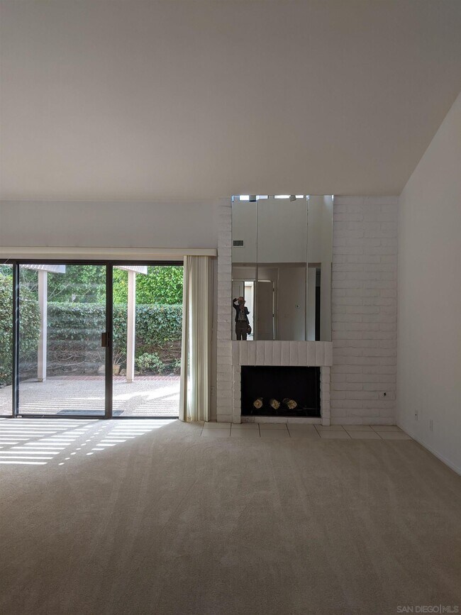 Building Photo - 1639 Caminito Barlovento