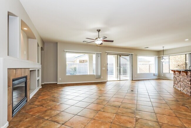 Foto del edificio - 3927 E Dubois Ave