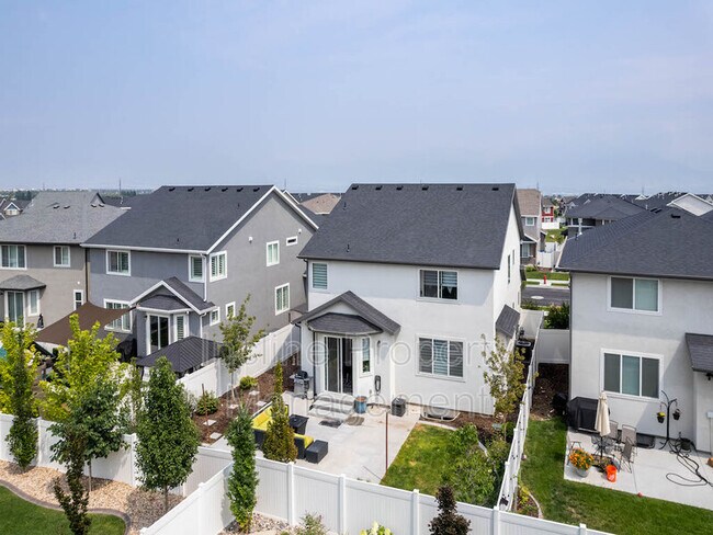 Foto del edificio - 12348 S Pike Hill Ln