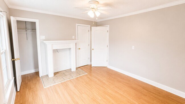 Building Photo - 1104 K St
