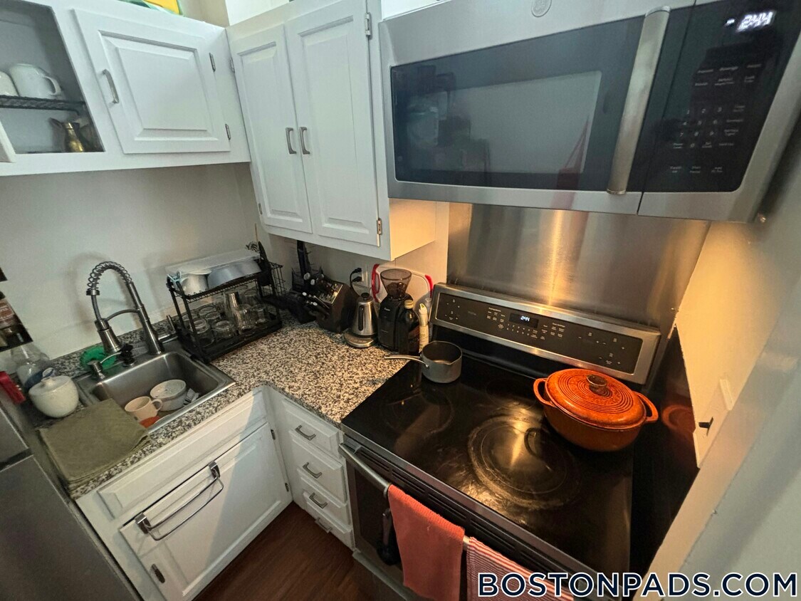 Foto principal - 429 Marlborough St