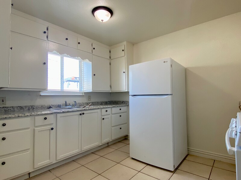 831 S 9th St, Fresno, CA 93702 Apartment for Rent in Fresno, CA