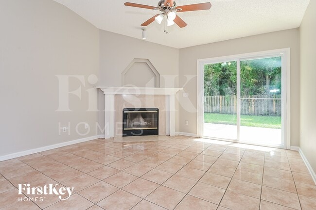 Building Photo - 4576 Antler Hill Dr E