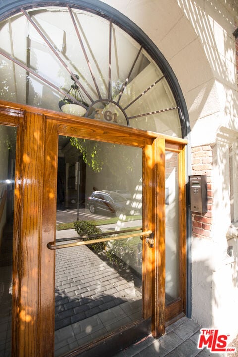 Building Photo - 361 S Detroit St