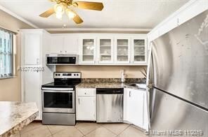 Building Photo - 1 br, 1.5 bath  - Omega 11