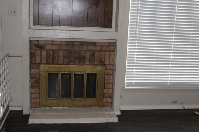 Building Photo - 721 Sceptre Cir