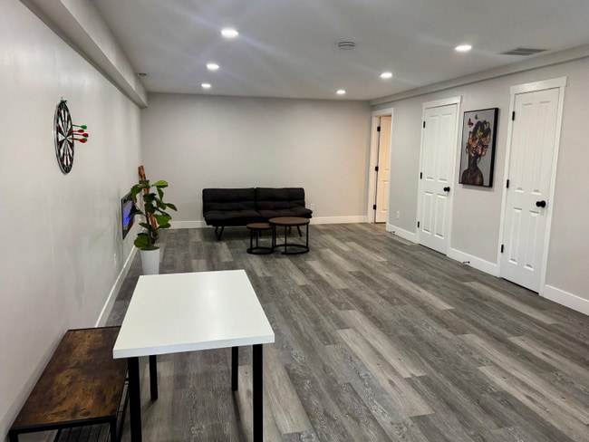 Photo - 7525 Birch St Townhome