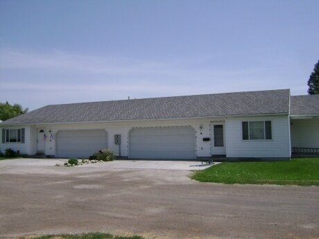 Primary Photo - 3523 E 665 N