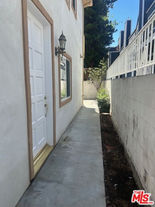 Foto del edificio - 14043 Milbank St